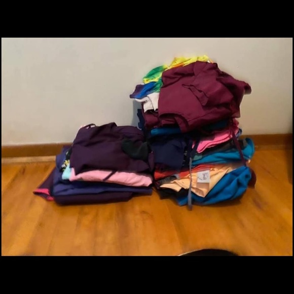 Scrubs - Picture 2 of 11